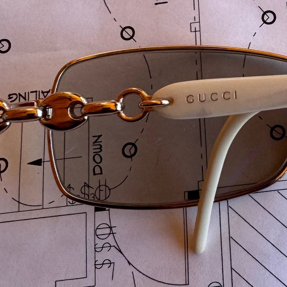 Gucci eyeglass frames gold with white enamel 4251 - Picture 5 of 8